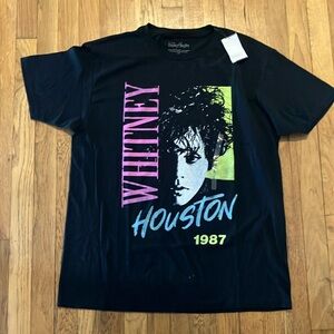 NWT Whitney Houston 1987 Tee Size large